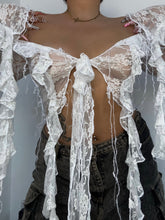 Load image into Gallery viewer, OFF THE SHOULDER WHITE LACE TIE TOP
